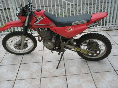 P8240096.JPG (67.22 KiB) Viewed 3462 times Falcon NX400 2004