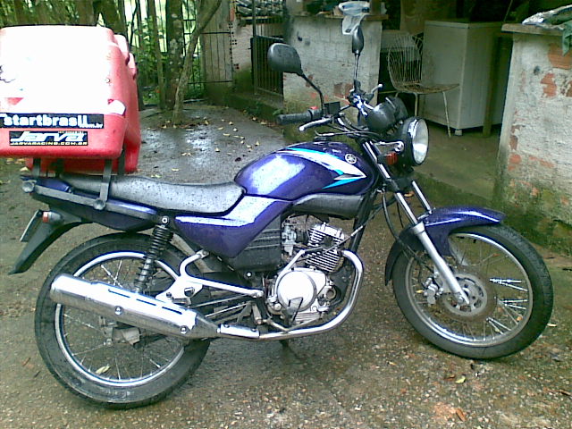 a moto ta suja mas eh bem file