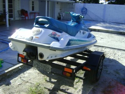 J1.JPG