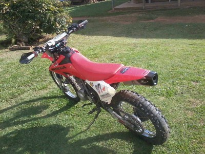 MOTO 02.jpg