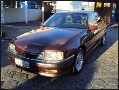 Omega 001 compacto.jpg