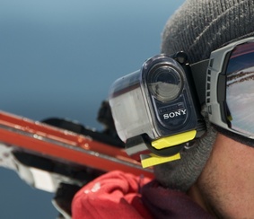 Sony_Action_Cam_goggle_mount_2012-06-11_at_7_47_25_PM_med.jpg