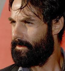 INFELISMENTE VENHO PEDIR PARA QUE O MARCELO RETIRE MEU NOME DA LISTA DE APOSTA ; NÃO PODEREI COMPARECER ; SOU CAMINHONEIRO E ERA PARA NÃO TER VIAJEM MARCADA ESTE FINAL DE SEMANA ; MAS EMPREVISTO ACONTECE ; ANO QUE VEM ESTAREI FIRME E FORTE PARA COMPETIR