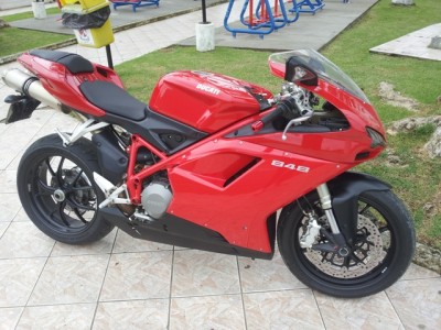 ducati anuncio 1.jpg