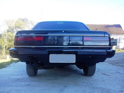 Opala 1989 6cc - 03.jpg