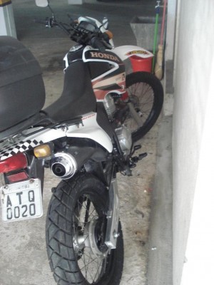 1393162573_606537487_8-Honda-tornado-250-2002-impecavel--.jpg