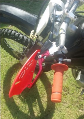 CRF 230..jpg