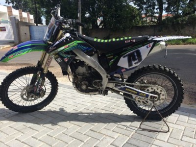 moto12.jpg