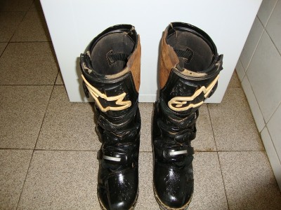 Bota tech 06 II.jpg