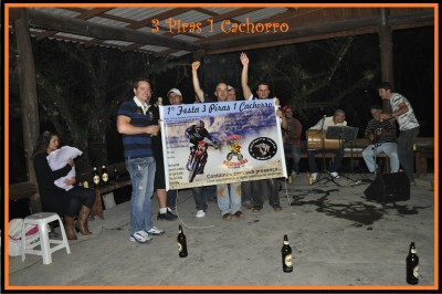 3Piras1Cachorro_3.jpg