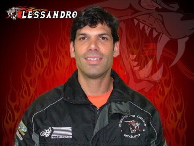 Lessandro Cachorro Louco.jpg