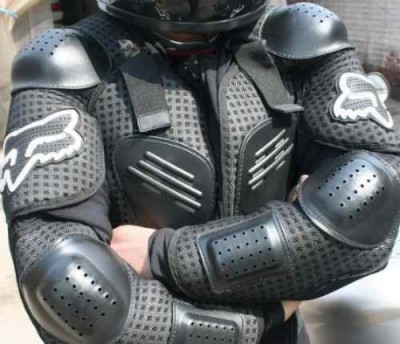 BODY ARMOR FOX POR R$250