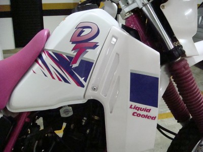 dt 200 015.jpg